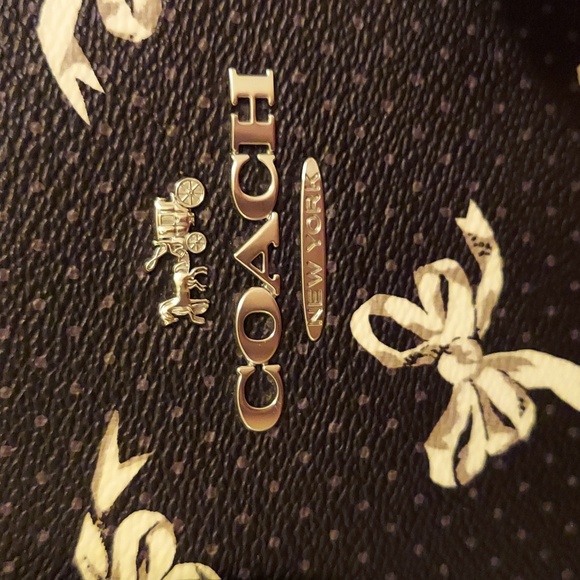 NWT COACH ANDREA CARYALL BAG WITH BOW - Picture 3 of 12